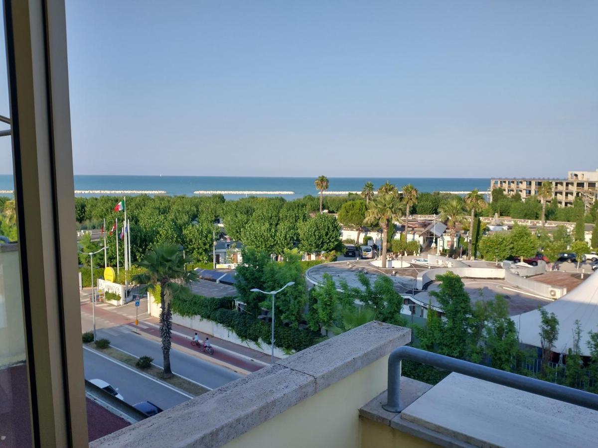 Casa Rosa Βίλα Porto SantʼElpidio Εξωτερικό φωτογραφία